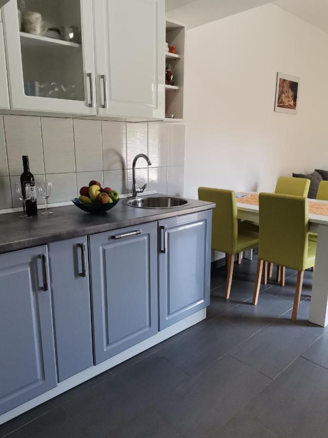 Apartments Zora Сен Екстериор снимка