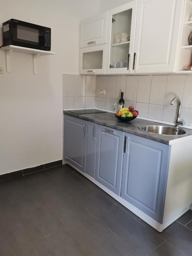 Apartments Zora Сен Екстериор снимка