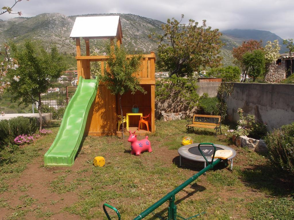 Apartments Zora Сен Екстериор снимка