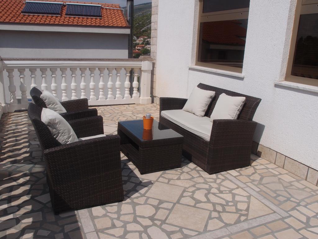 Apartments Zora Сен Екстериор снимка
