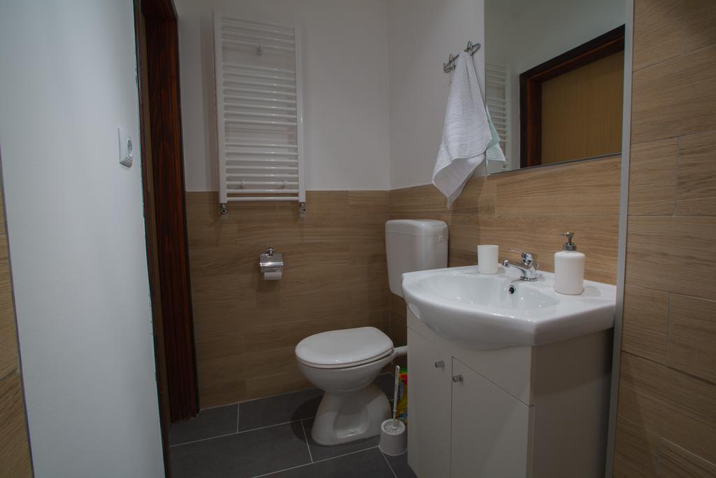 Apartments Zora Сен Екстериор снимка
