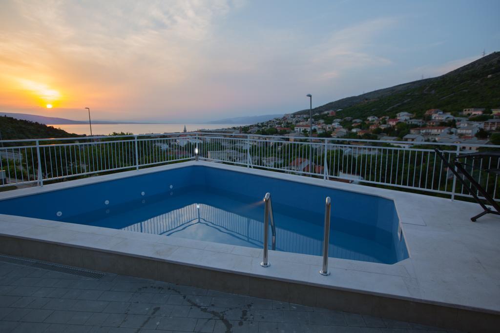 Apartments Zora Сен Екстериор снимка
