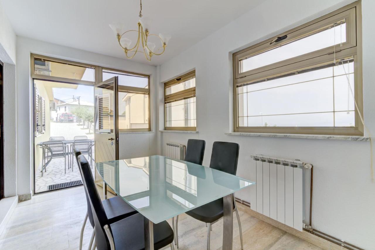 Apartments Zora Сен Екстериор снимка