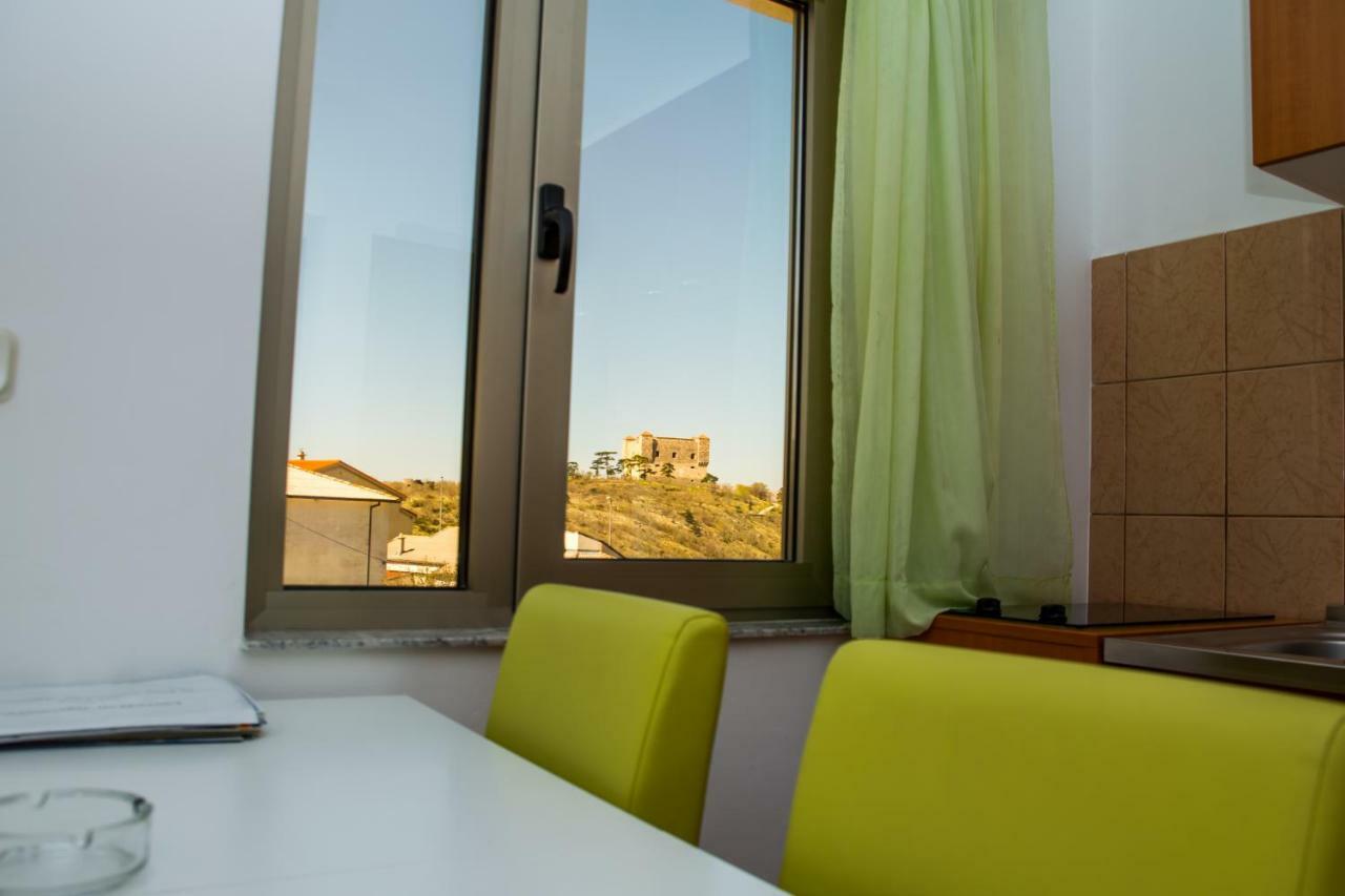 Apartments Zora Сен Екстериор снимка