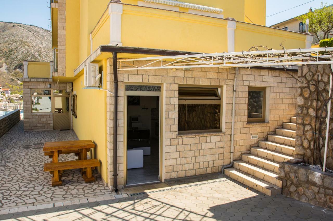 Apartments Zora Сен Екстериор снимка
